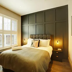 60 Manchester Road Apartment