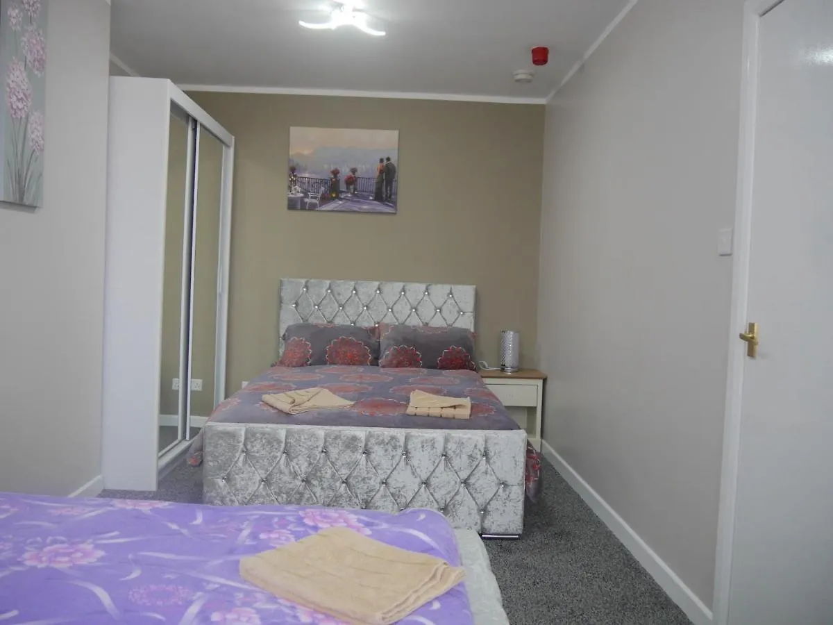 Mermaid Holiday Flats Blackpool Apartment